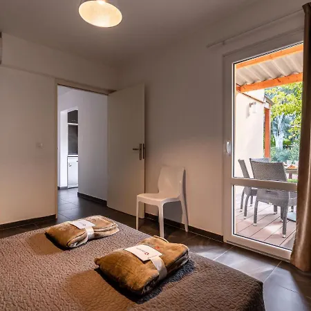 Marina Di Favone- T3- 4-6 Pers-2 By Interhome Apartament Favone