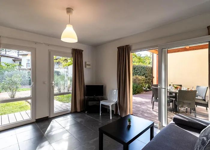 Marina Di Favone- T3- 4-6 Pers-2 By Interhome Favone