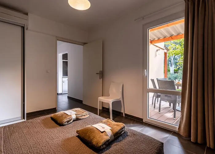 Marina Di Favone- T3- 4-6 Pers-2 By Interhome Apartment Favone